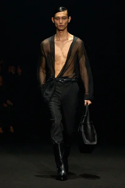 Look 20